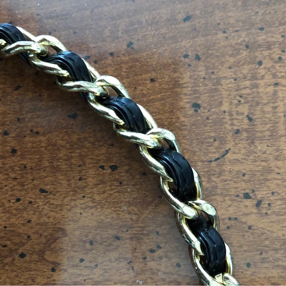 Betsy Johnson purse / bag. - Picture 2 of 7